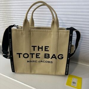 Medium sized jacquard tote bag by Marc Jacobs. Brand new with tags never used